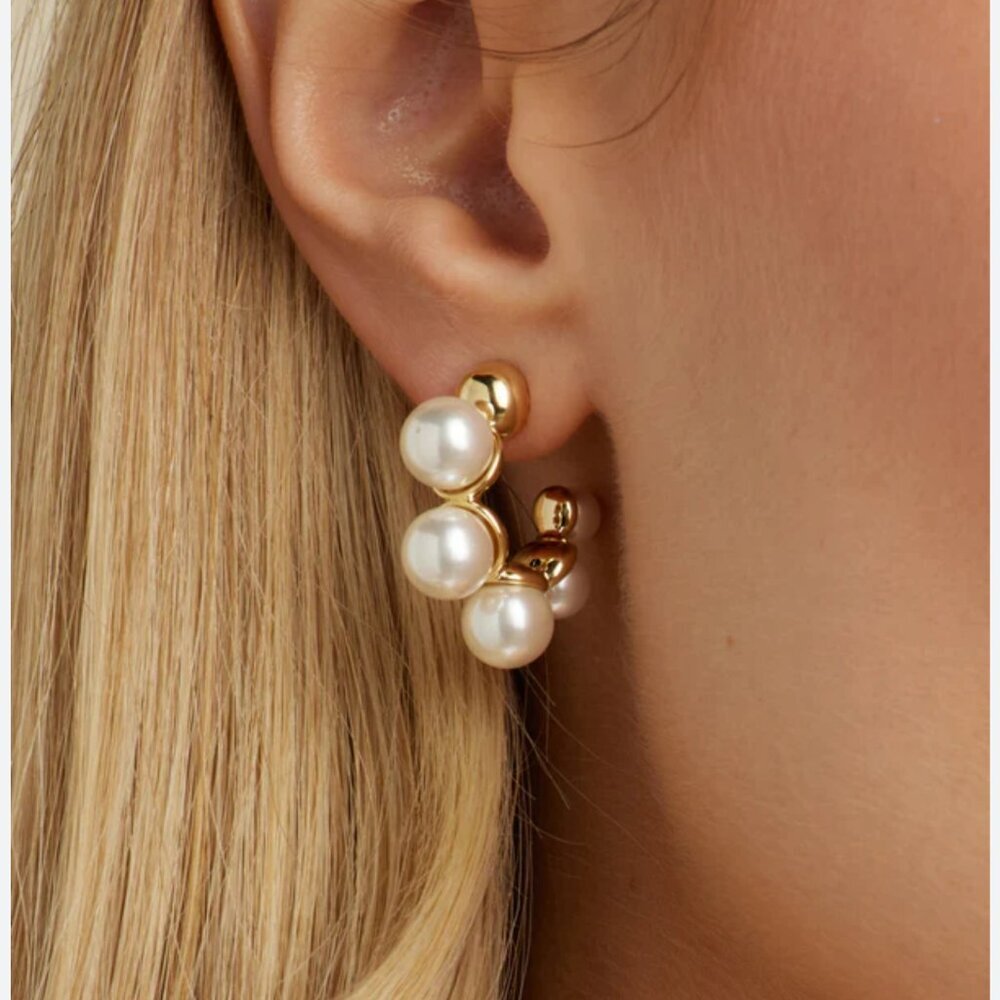 NEW Pennie Gold and White Pearl Chunky Hoop Earrings Hoops - Picture 1 of 3